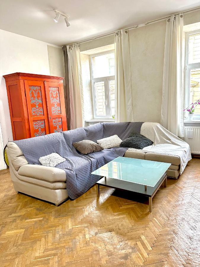 Charming Apartament City Center Timisoara Exterior photo
